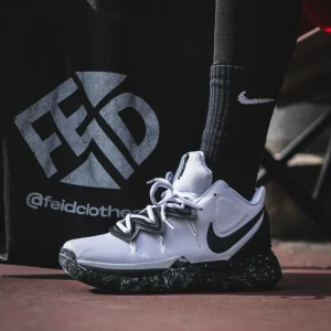 Nike Kyrie 5 'Oreo Cookies and Cream'