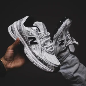 New Balance 740