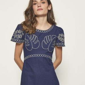 Vestido con bordado tropical. Md`m