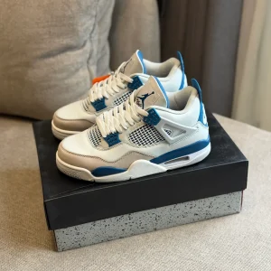 Air Jordan retro 4 military blue