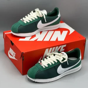 Nike Cortez