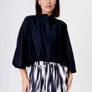 Blusa organza abullonada