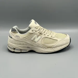 New Balance 2002 R